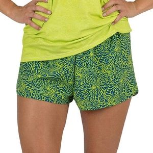 BOA 1.5" split running shorts, NWT medium